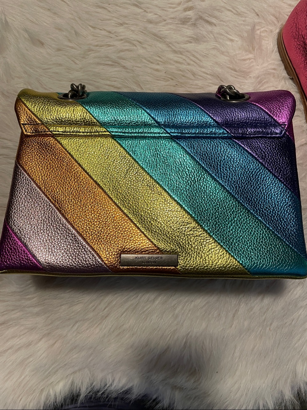 Kurt Geiger Kensington Rainbow Chevron Leather Crossbody Bag with Gunmetal Chain - Picture 7 of 15
